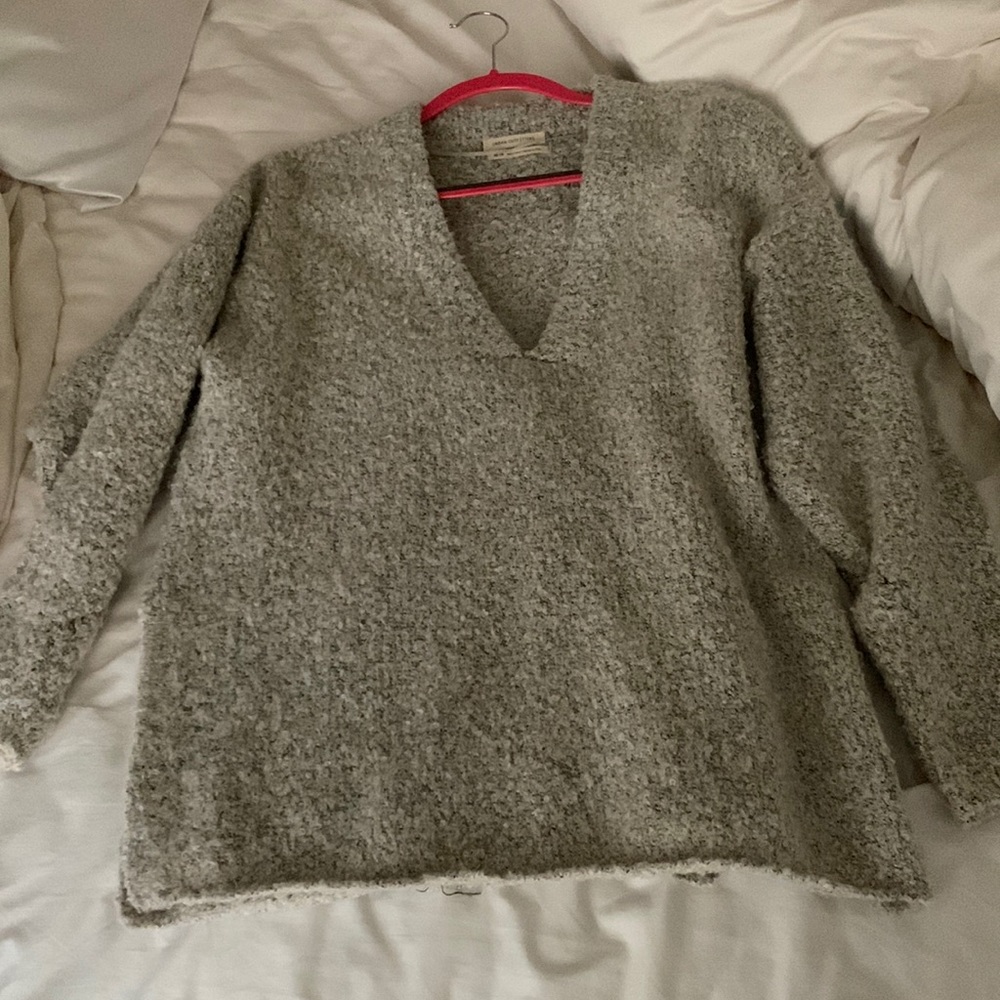 Urban Outfitter sweater